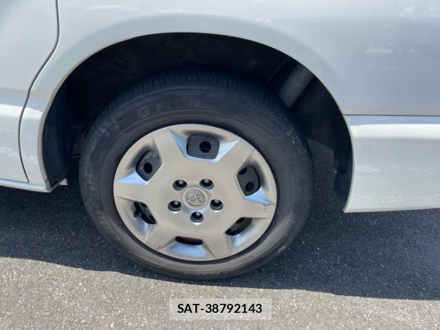 Toyota NOAH 2005-10 7456367-6