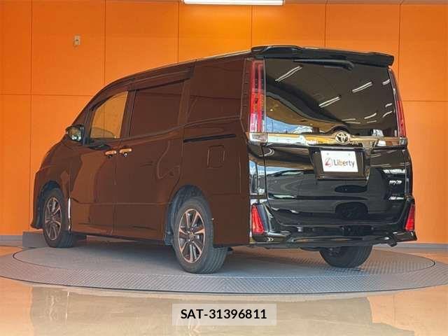 Toyota NOAH 2020-10 7456339-13