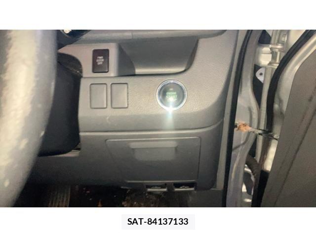 Toyota NOAH 2008-04 7456363-9