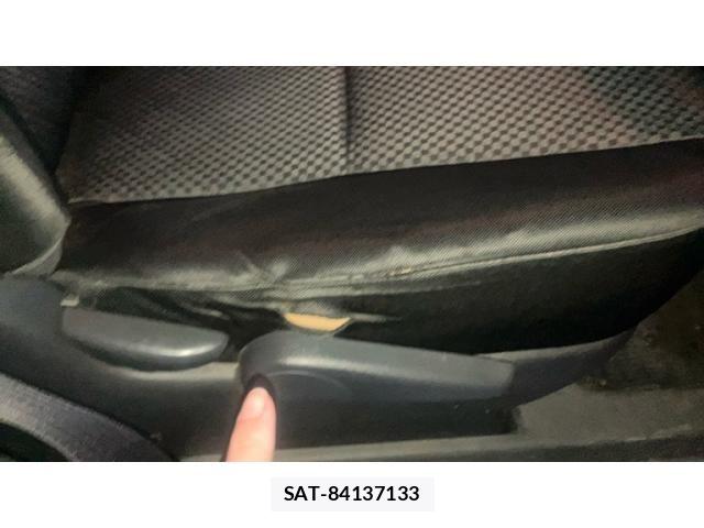 Toyota NOAH 2008-04 7456363-10