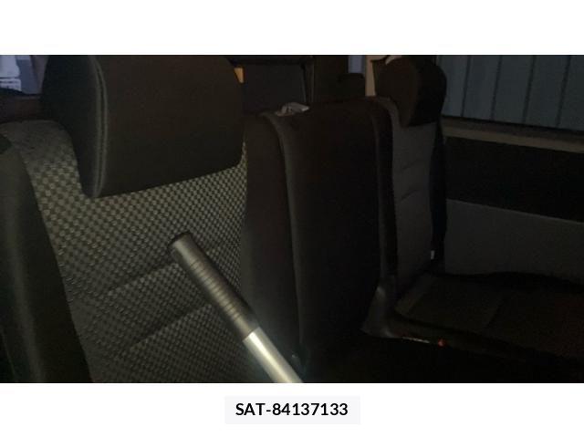 Toyota NOAH 2008-04 7456363-20