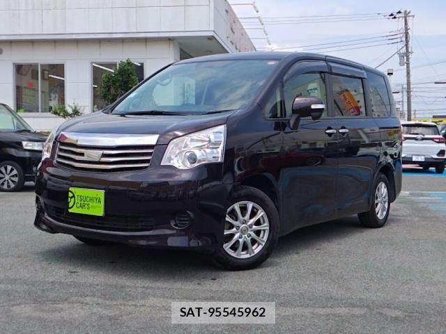 Toyota NOAH 2013-02 7456354-0
