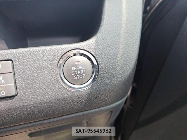 Toyota NOAH 2013-02 7456354-16