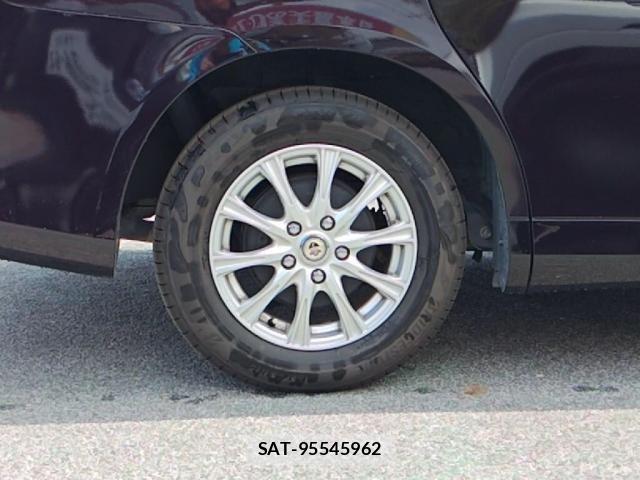 Toyota NOAH 2013-02 7456354-26