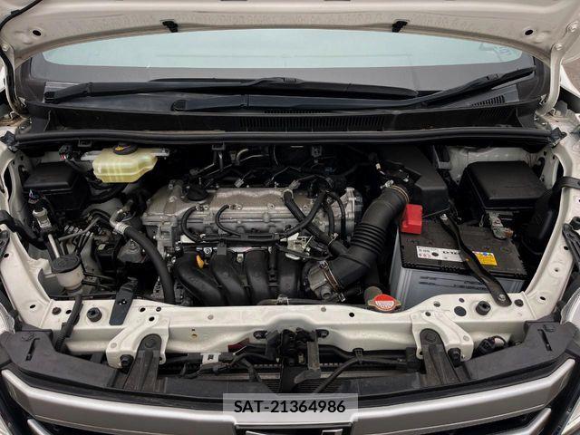 Toyota NOAH 2016-08 7456349-17