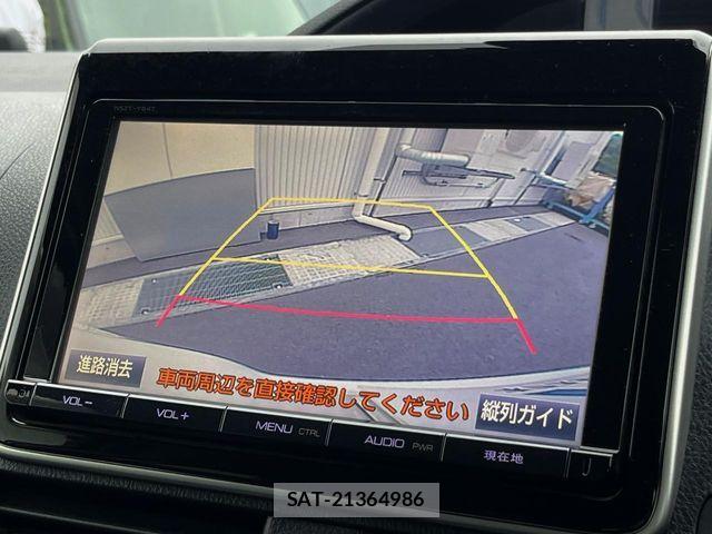 Toyota NOAH 2016-08 7456349-4