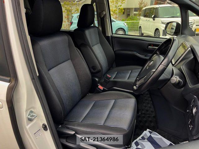 Toyota NOAH 2016-08 7456349-7