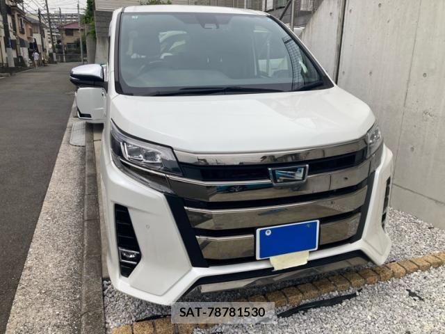 Toyota NOAH 2021-01 7456348-1