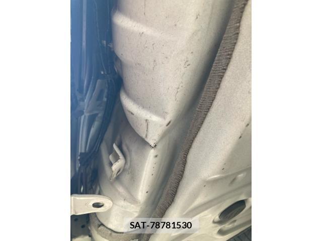 Toyota NOAH 2021-01 7456348-24