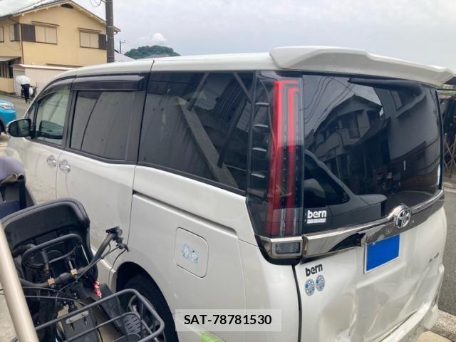Toyota NOAH 2021-01 7456348-7