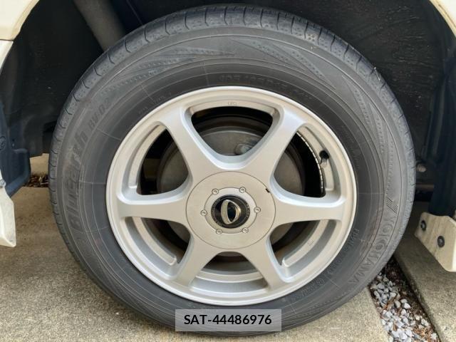 Toyota NOAH 2005-04 7456370-11