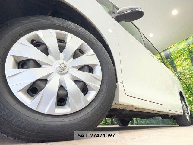 Toyota NOAH 2015-03 7456353-12