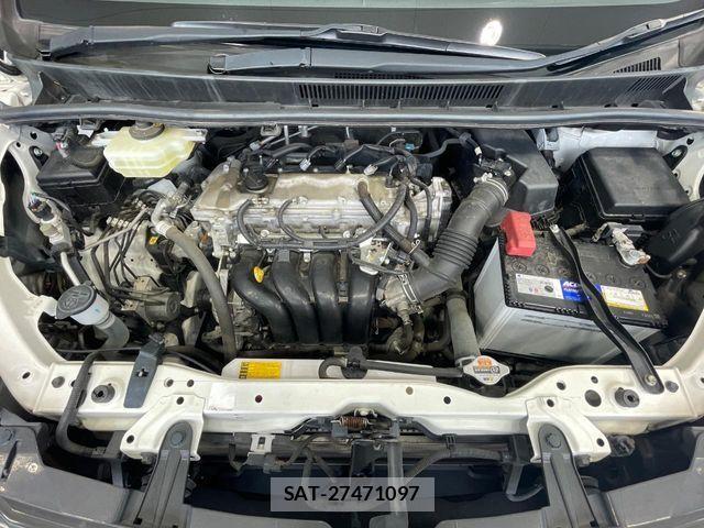 Toyota NOAH 2015-03 7456353-17