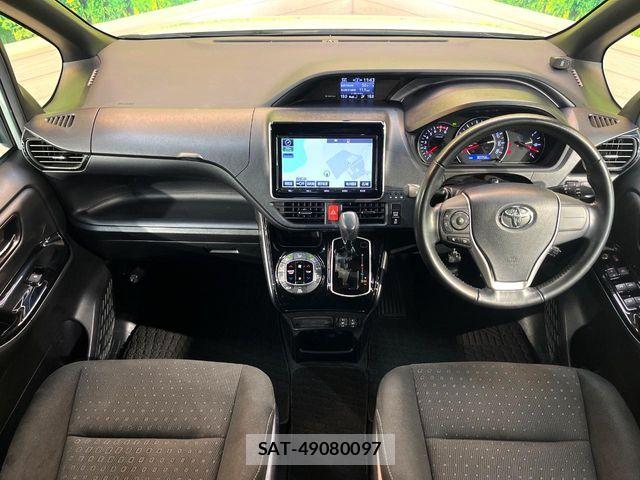 Toyota NOAH 2018-03 7456343-1