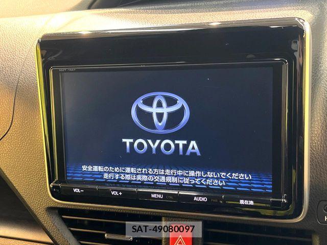 Toyota NOAH 2018-03 7456343-2
