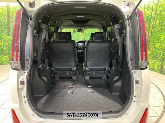 Toyota NOAH 2021-07 7456333-10