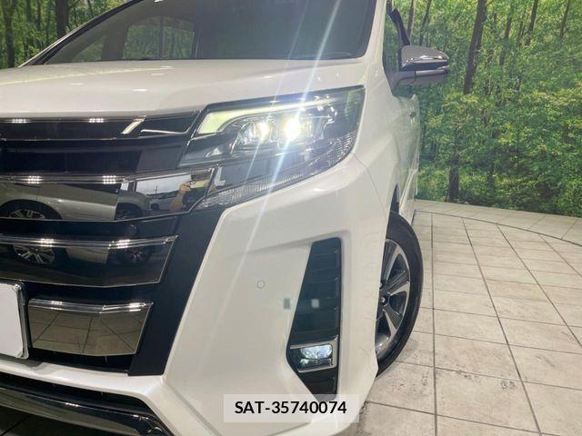 Toyota NOAH 2021-07 7456333-12