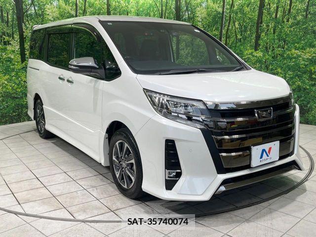 Toyota NOAH 2021-07 7456333-16