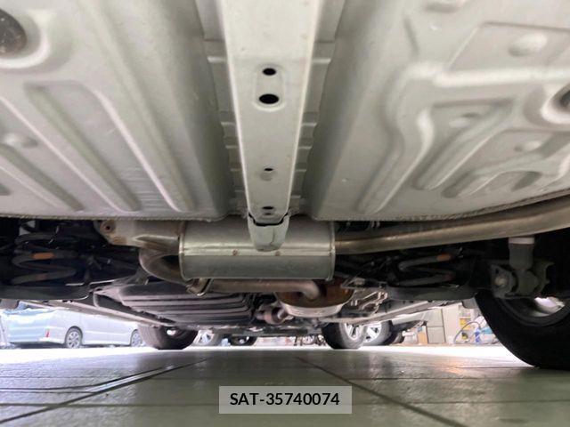Toyota NOAH 2021-07 7456333-19