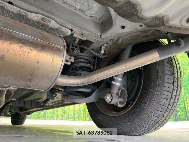 Toyota NOAH 2013-07 7456357-19