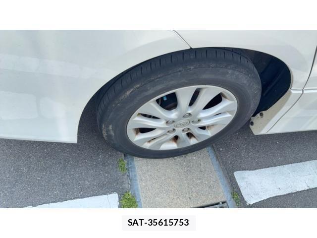 Toyota NOAH 2013-11 7456360-7