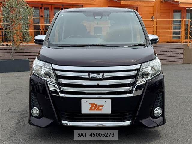 Toyota NOAH 2016-02 7456351-8