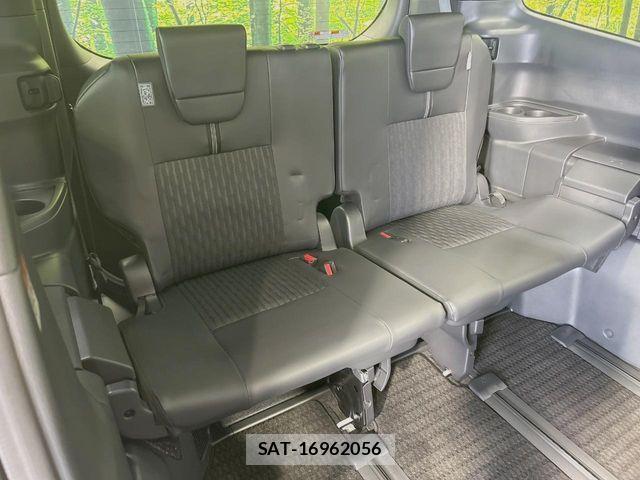 Toyota NOAH 2024-05 7456330-9