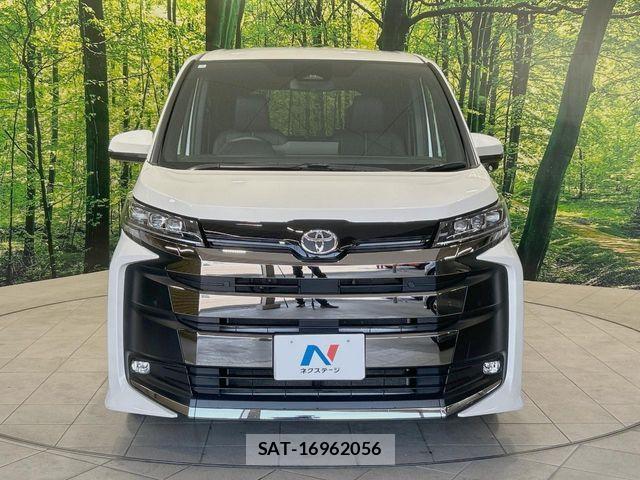 Toyota NOAH 2024-05 7456330-14