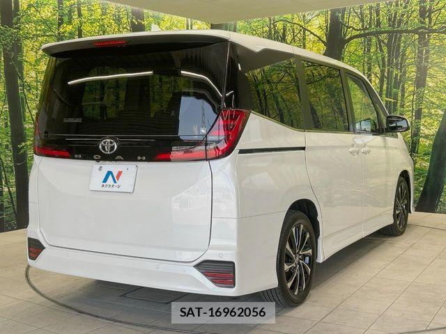 Toyota NOAH 2024-05 7456330-17