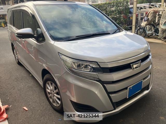 Toyota NOAH 2019-10 7456355-0