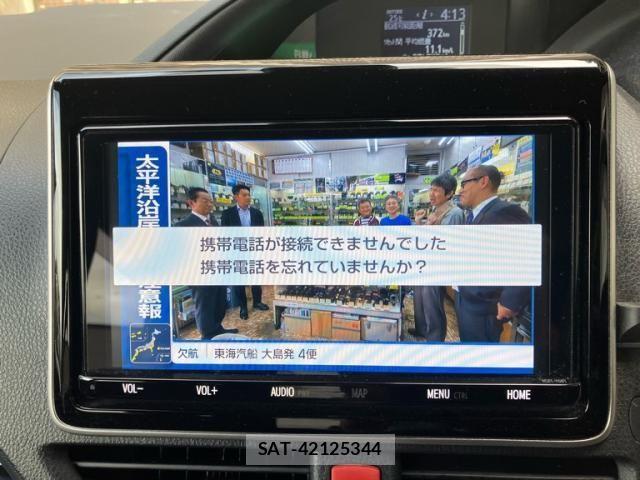 Toyota NOAH 2019-10 7456355-22