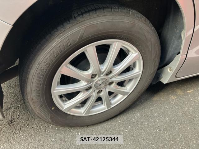 Toyota NOAH 2019-10 7456355-8