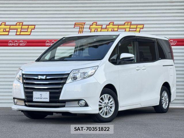 Toyota NOAH 2015-06 7456356-0