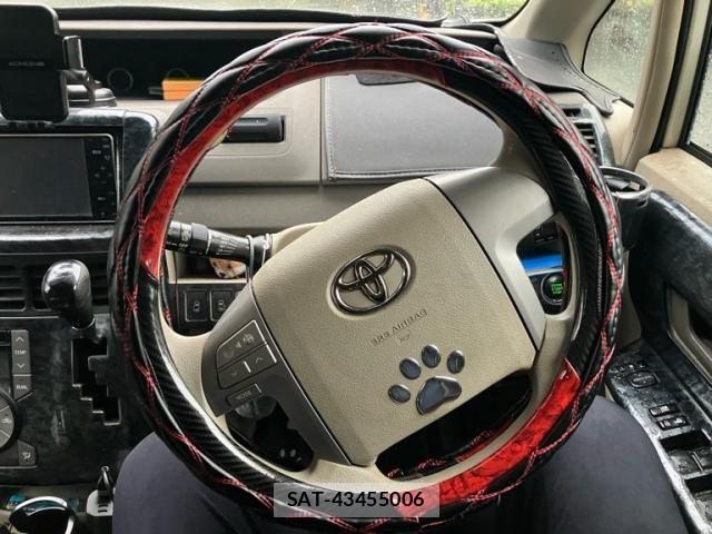 Toyota NOAH 2009-06 7456365-17