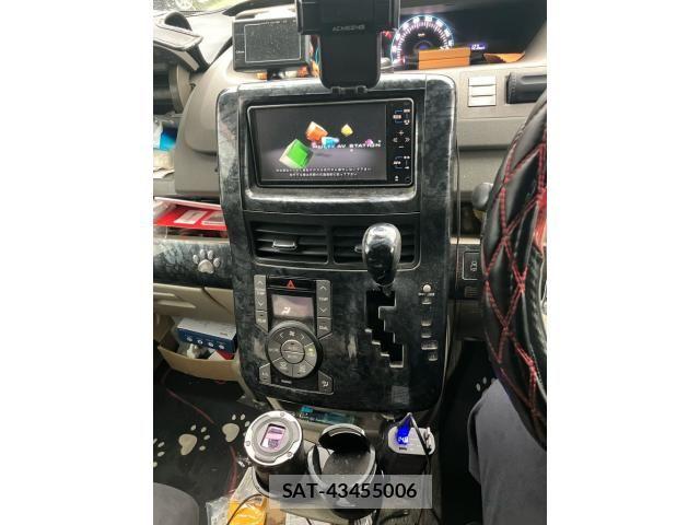 Toyota NOAH 2009-06 7456365-18