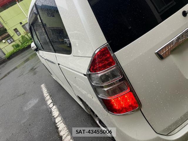 Toyota NOAH 2009-06 7456365-5