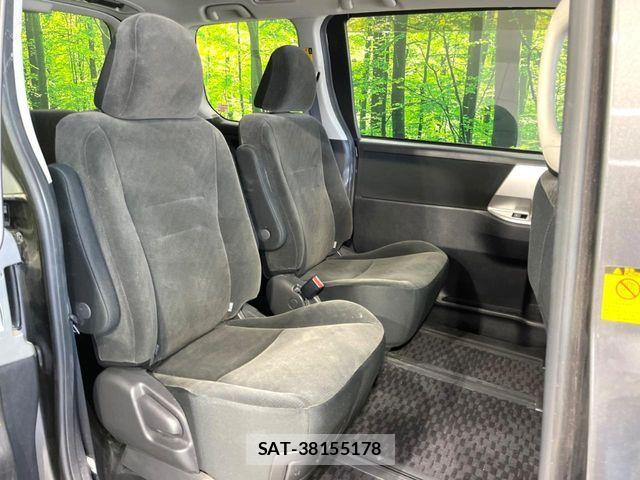 Toyota NOAH 2013-08 7501913-8