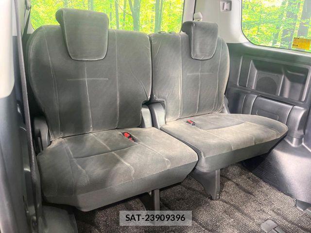 Toyota NOAH 2013-07 7501914-9