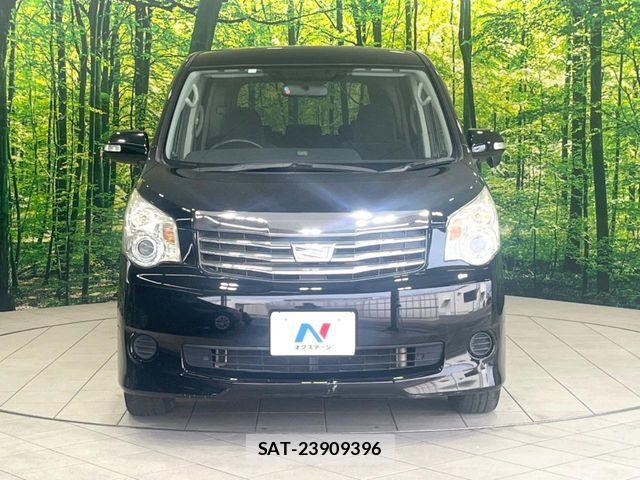 Toyota NOAH 2013-07 7501914-14