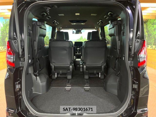 Toyota NOAH 2025-09 7501895-12