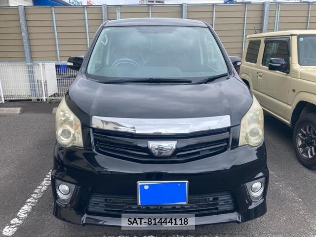 Toyota NOAH 2011-11 7501917-0