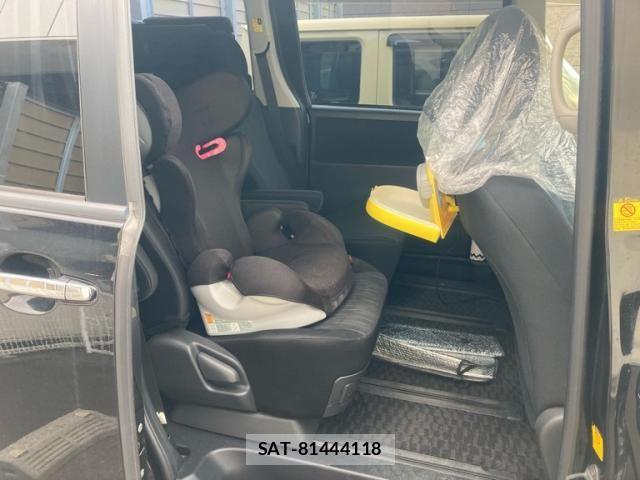 Toyota NOAH 2011-11 7501917-19