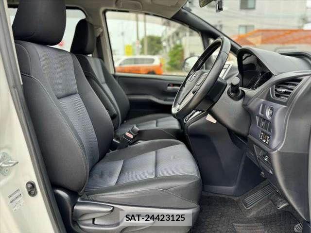 Toyota NOAH 2014-02 7501910-15