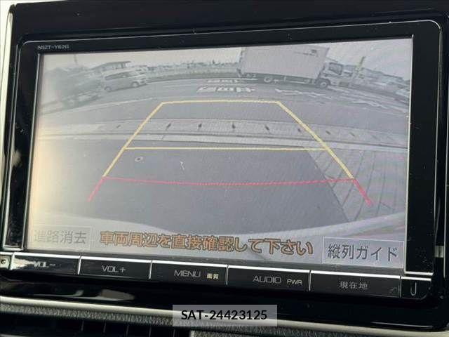 Toyota NOAH 2014-02 7501910-3