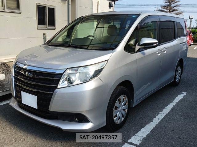 Toyota NOAH 2017-01 7509433-0