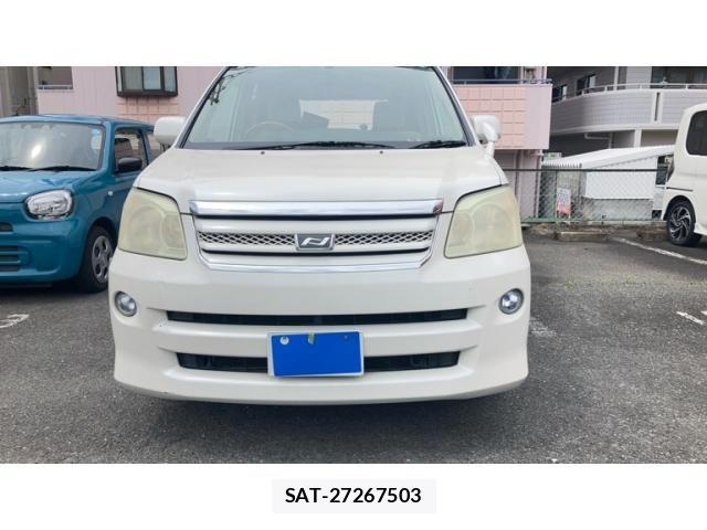 Toyota NOAH 2005-11 7509456-1