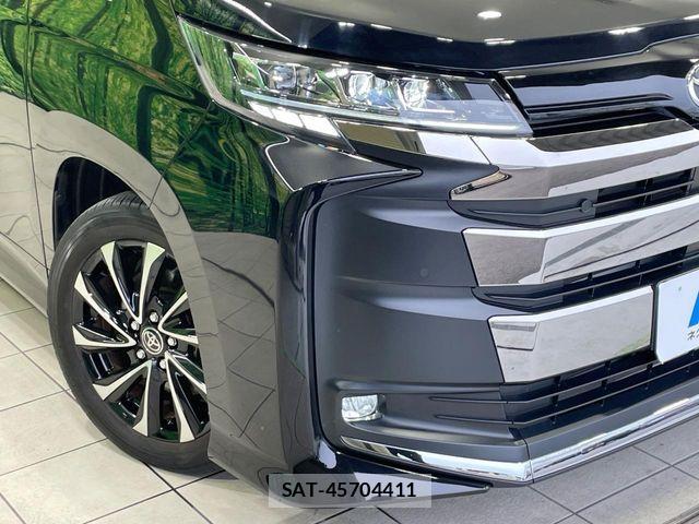 Toyota NOAH 2023-06 7501897-12