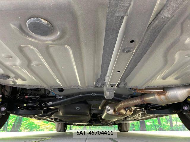 Toyota NOAH 2023-06 7501897-19