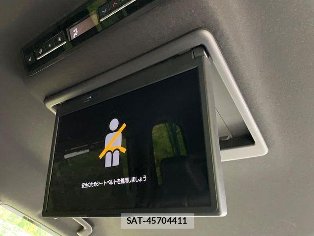 Toyota NOAH 2023-06 7501897-4
