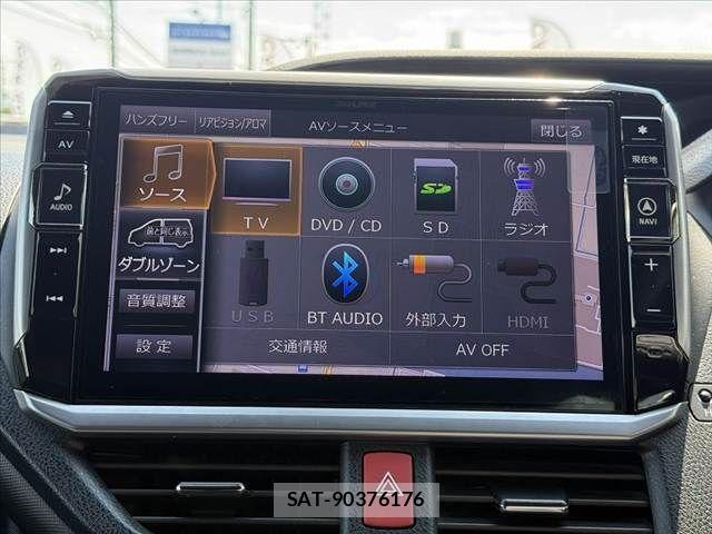 Toyota NOAH 2017-12 7501908-23